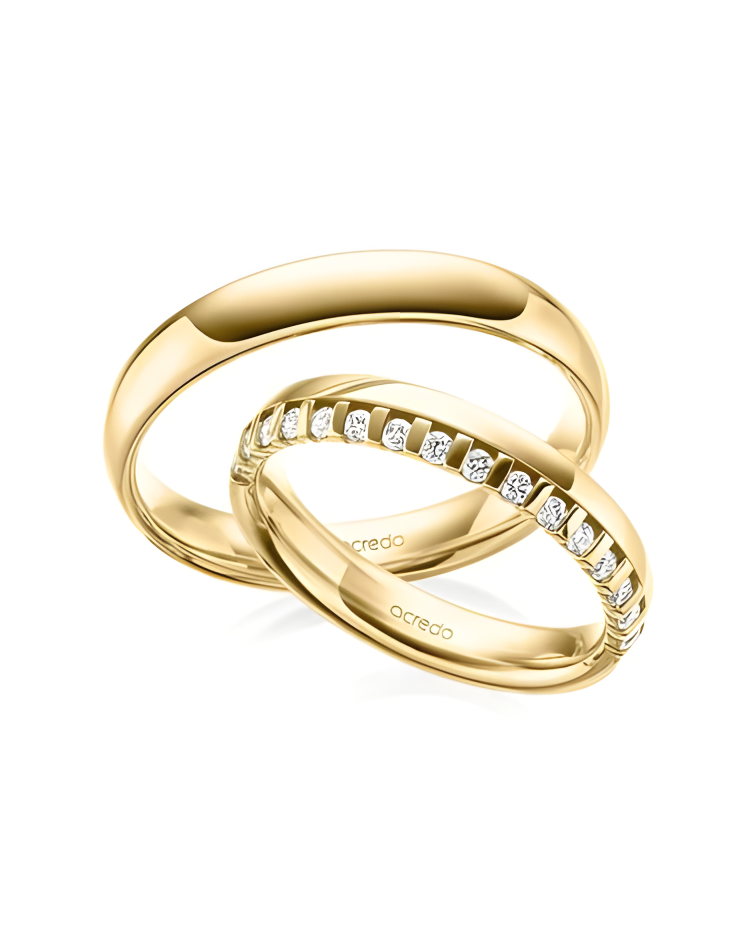 Preciosas alianzas de boda en oro amarillo con media corona de diamantes - Alianzas de boda - 



