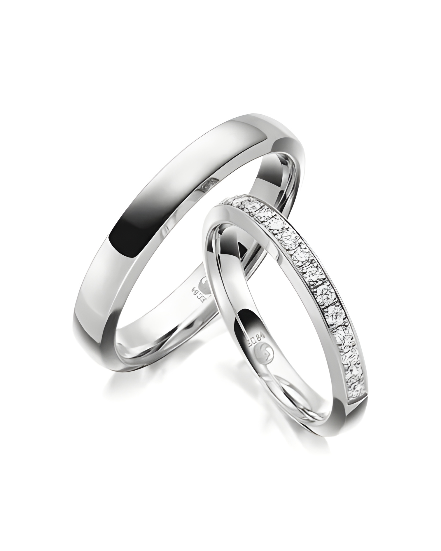 Pareja de anillos de boda brillantes en Platino con media corona de diamantes - Alianzas de boda - 

