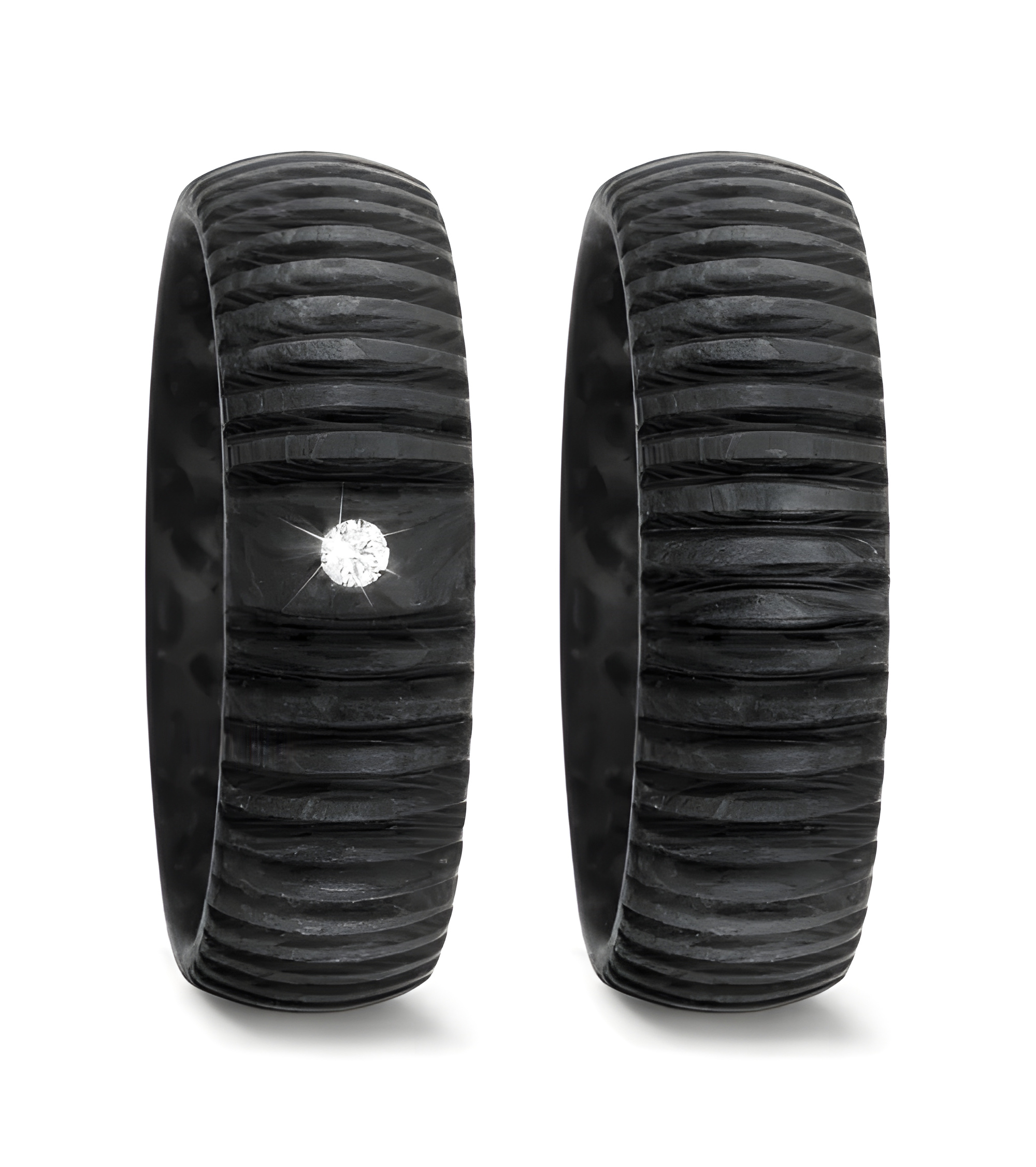 Anillos negros para la boda hechos de carbono con acabado especial - Alianzas de boda - 

