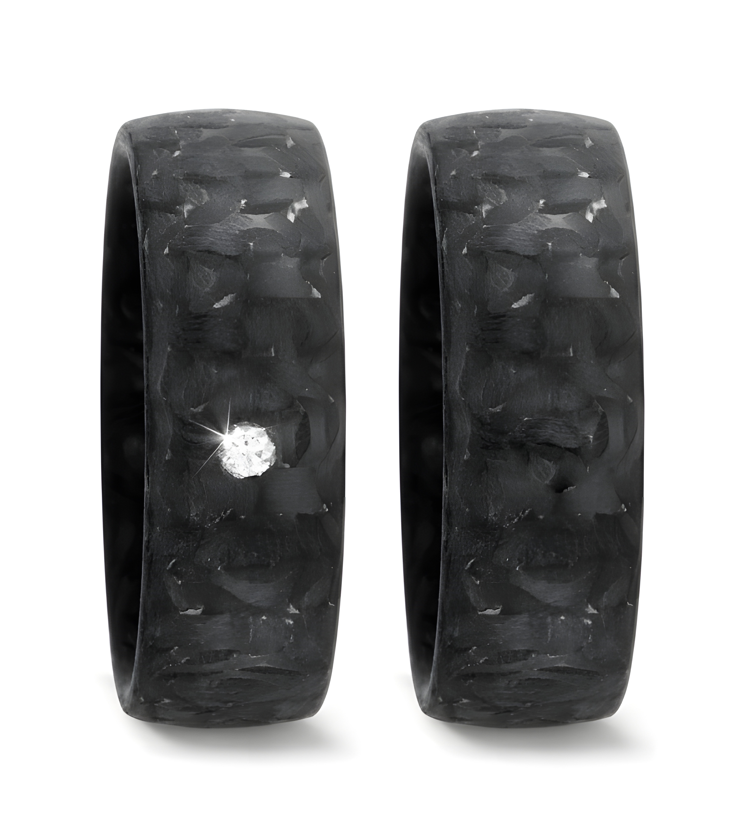 Alianzas de boda negras con acabado especial y un diamante para ella - Alianzas de boda - 

