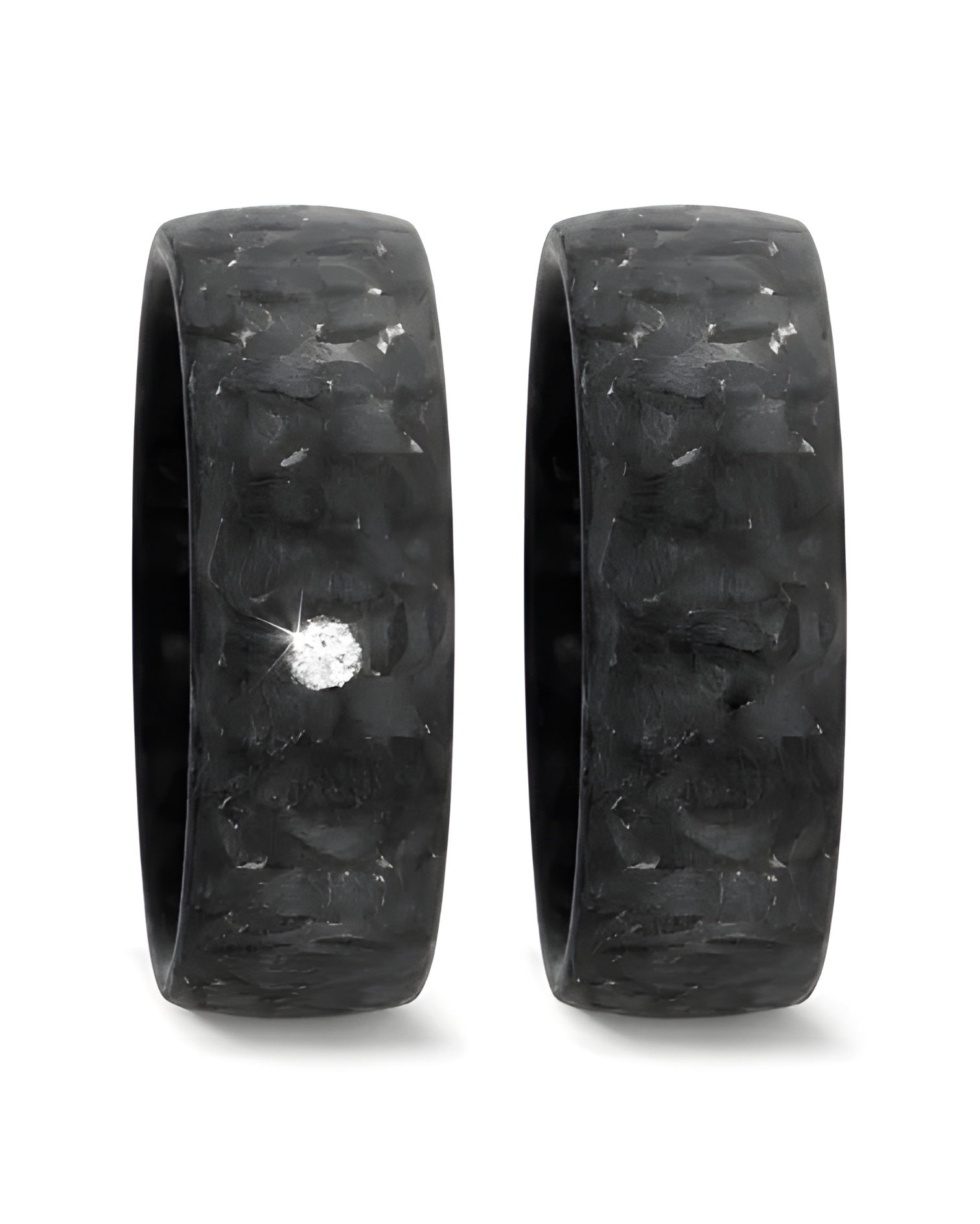 Alianzas de boda negras con acabado especial y un diamante para ella - Alianzas de boda - 

