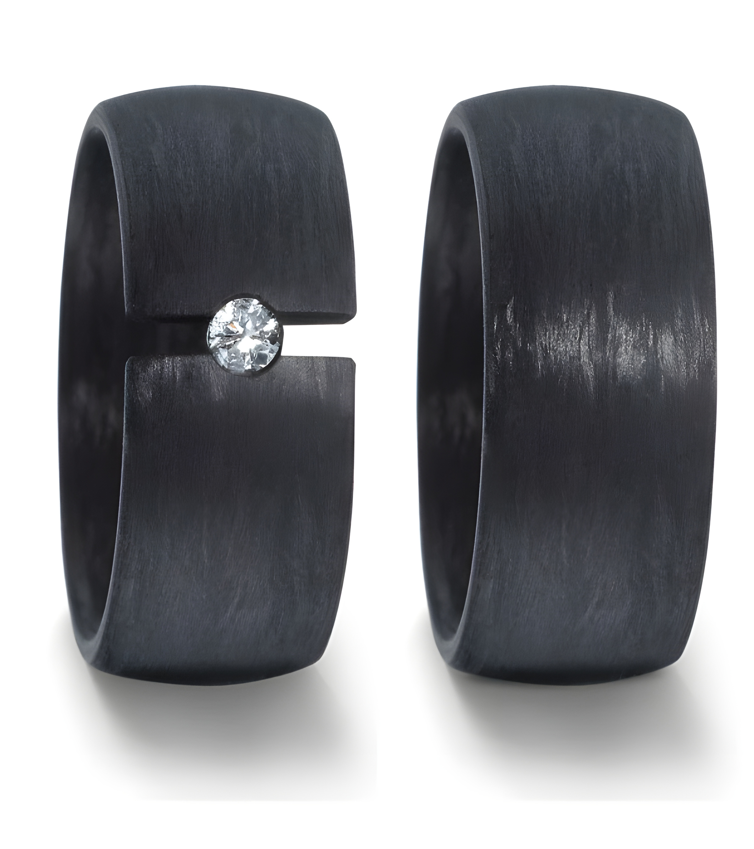 Anchas alianzas de boda negras hechas de carbono con un diamante en tensión - Alianzas de boda - 


