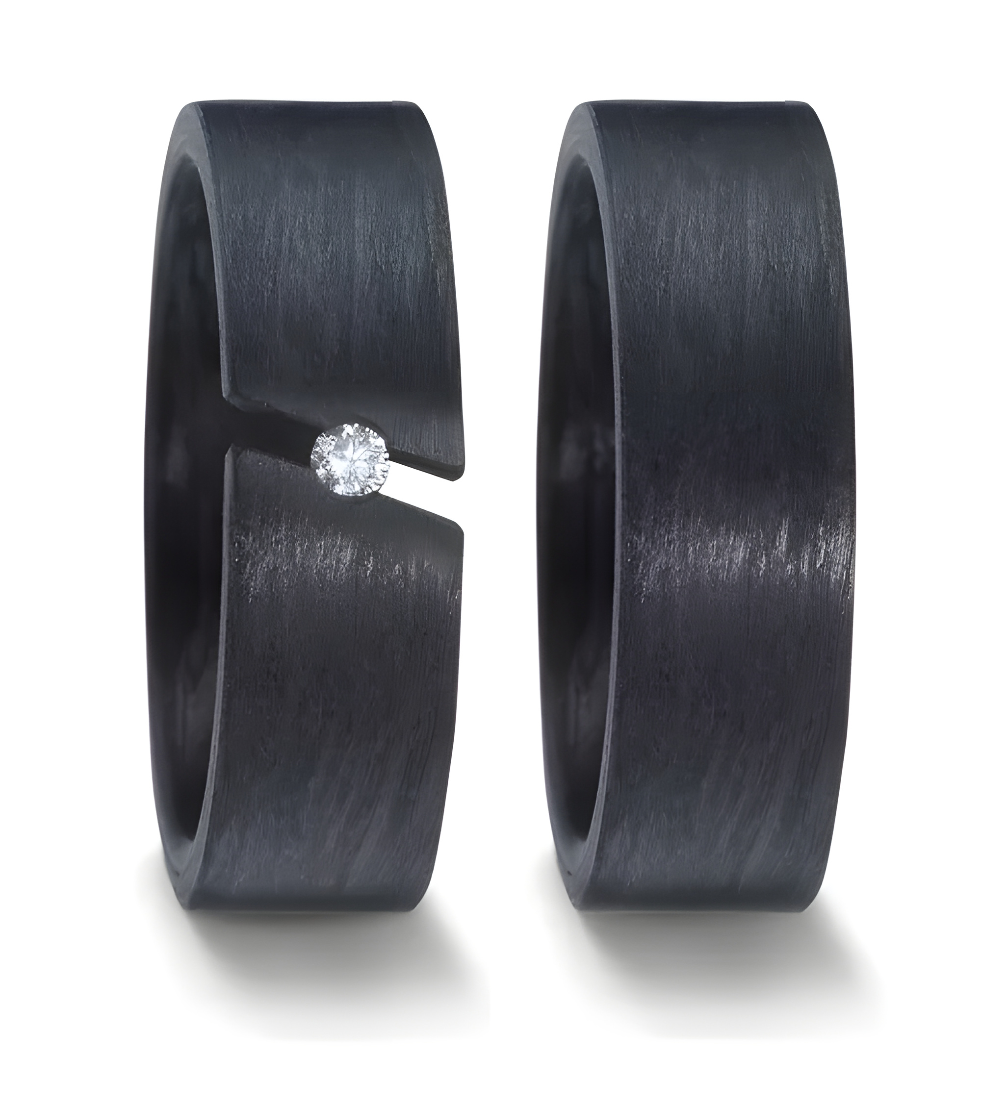 Alianzas de boda negras de carbono únicas con un diamante en tensión - Alianzas de boda - 

