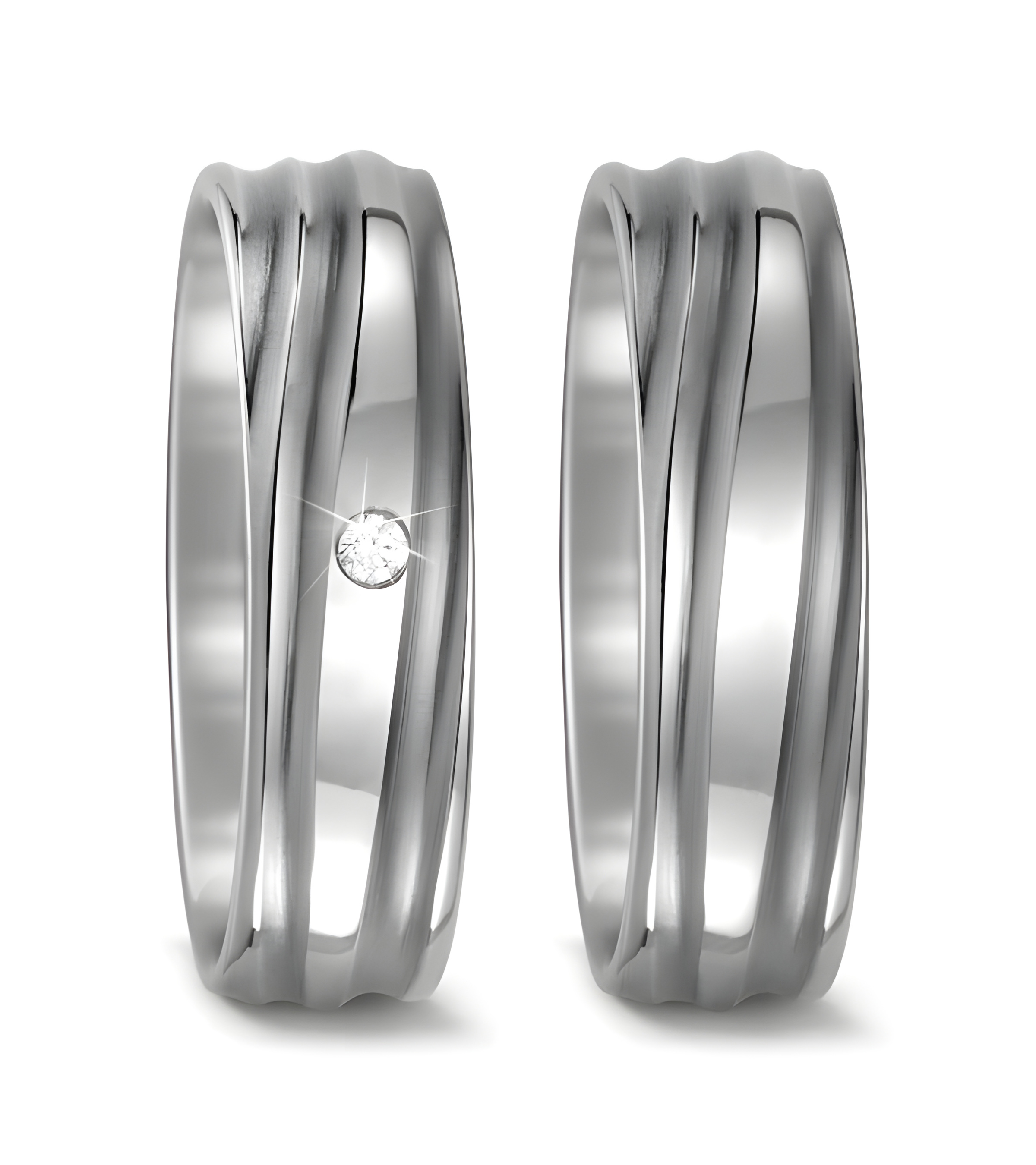 Nuevos anillos de titanio con acabado especial y un diamante - Alianzas de boda - 

