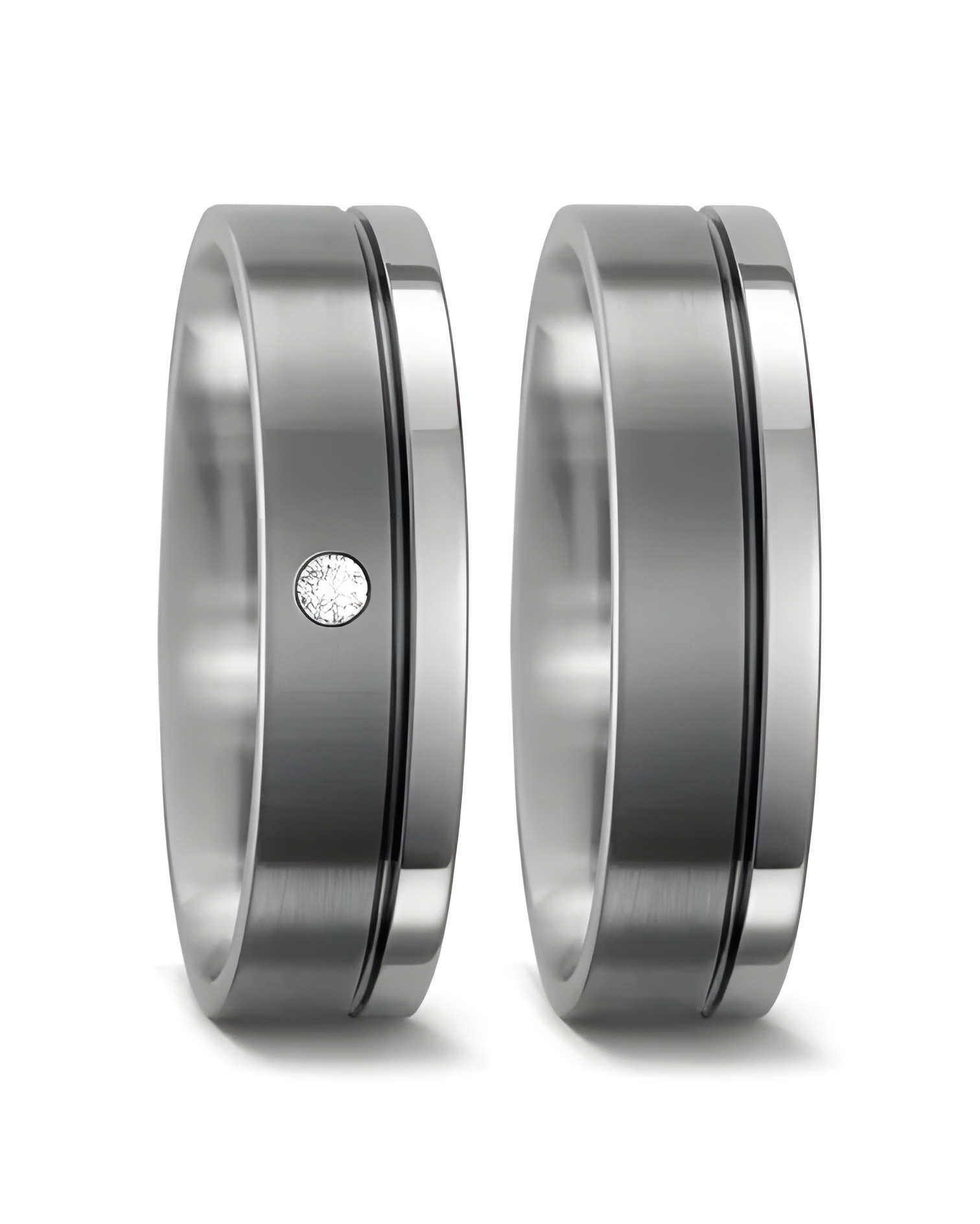 Anillos originales y distintos para la boda con una línea y un diamante - Alianzas de boda - 

