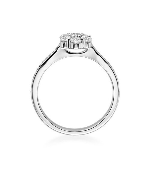 Anillo de compromiso original para la pedida de mano en Mallorca