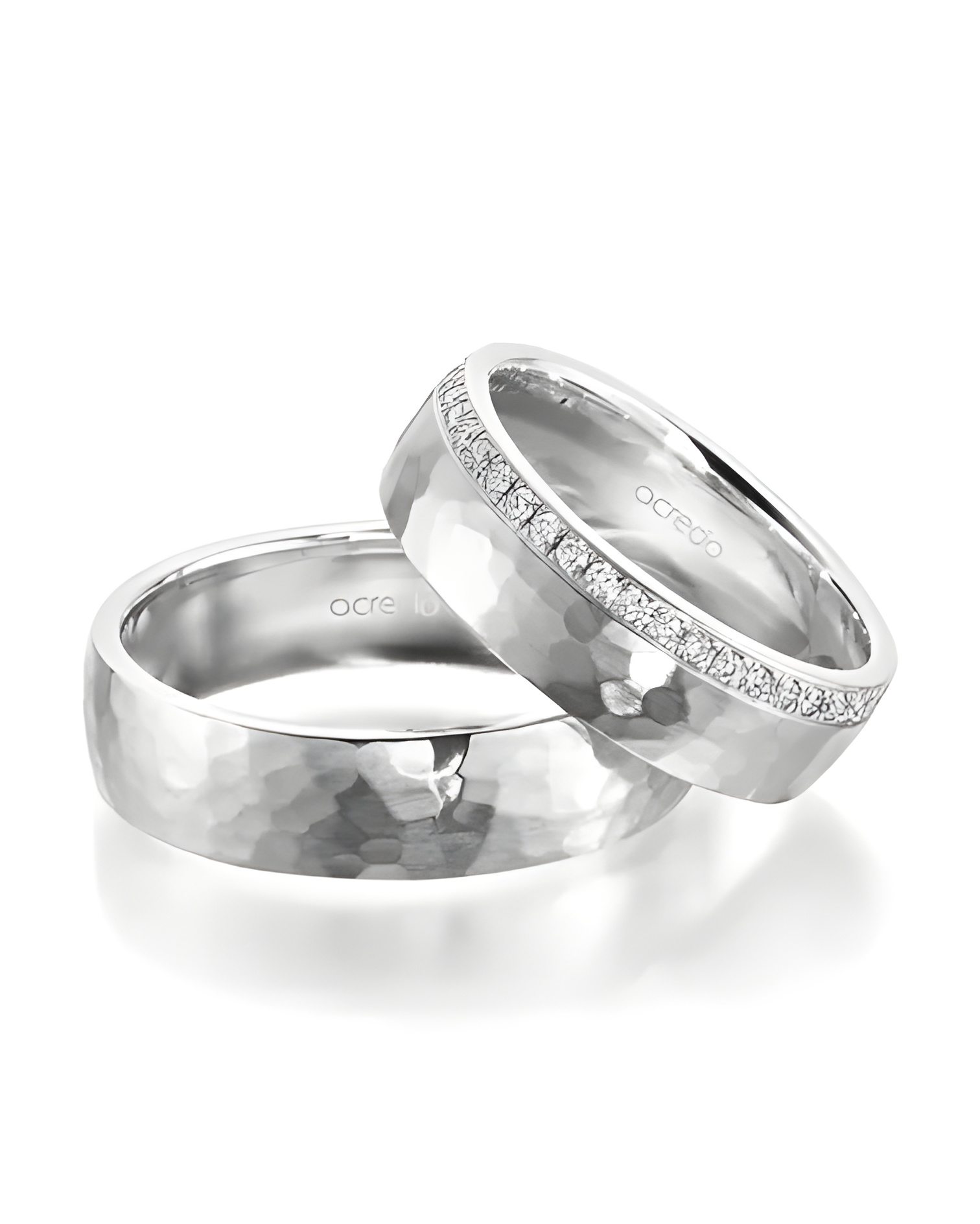 Oferta anillos de boda en oro blanco de 18K de la mejor calidad.