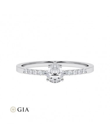 Anillo de compromiso de oro o platino con diamante lágrima | Staring