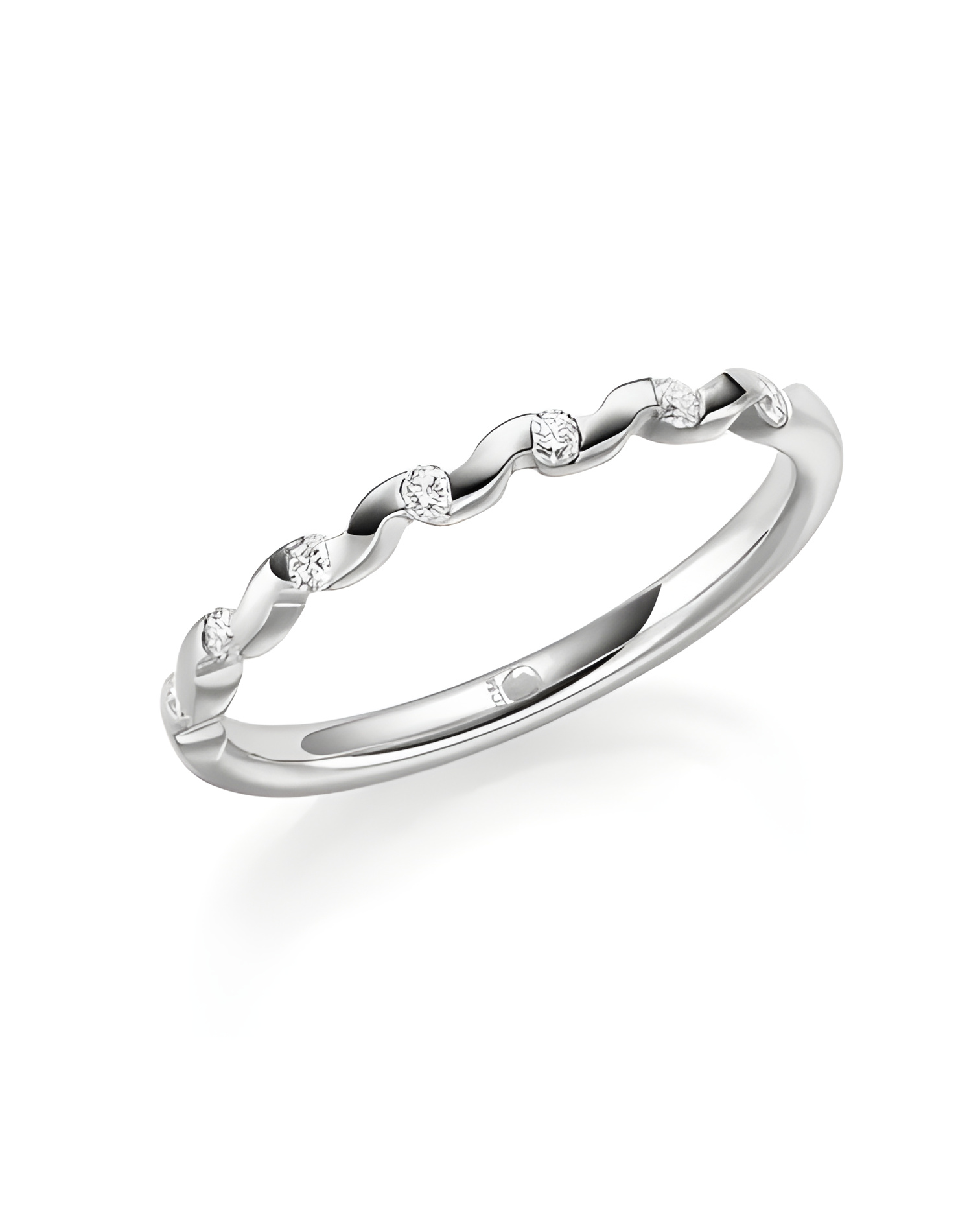 Anillo de compromiso original en forma de ola | Staring