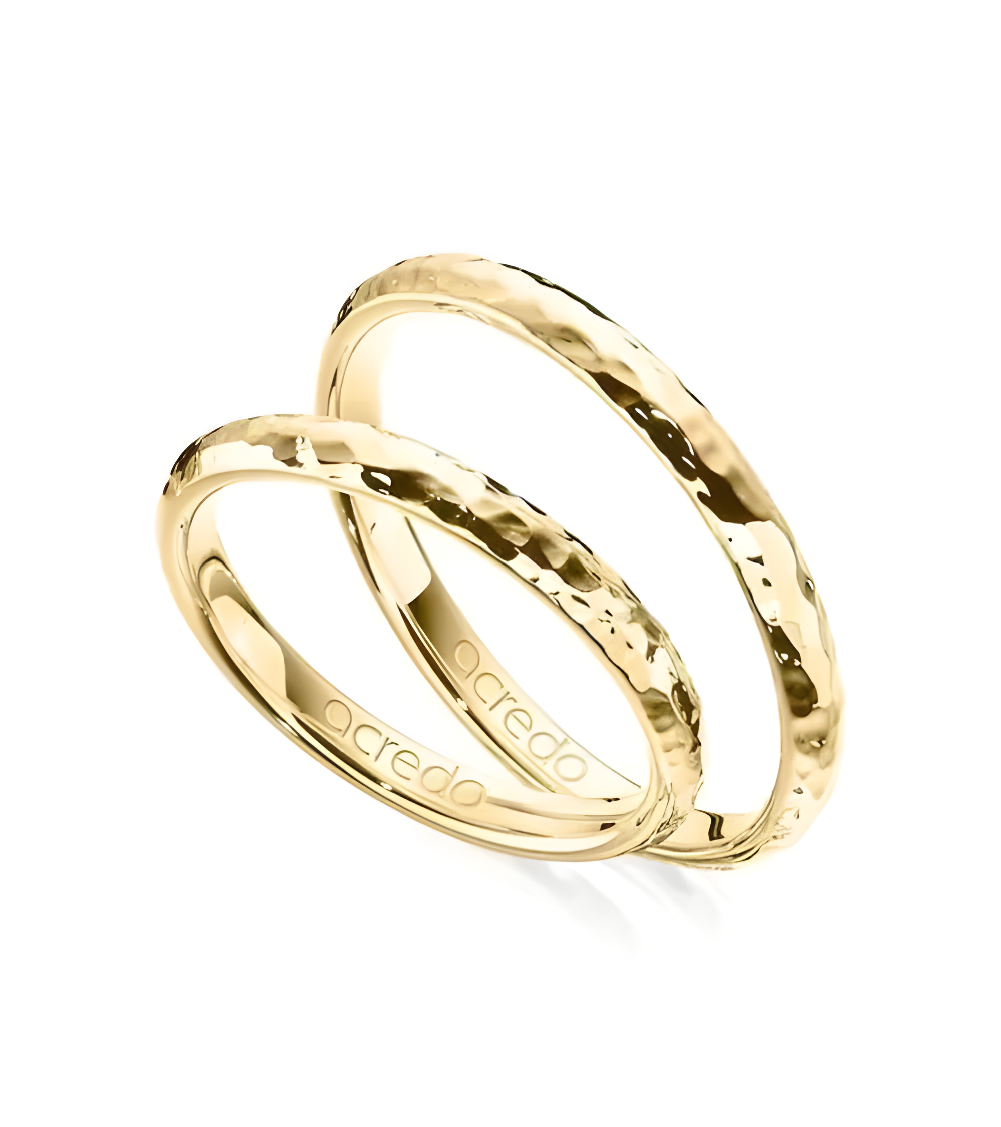 Alianzas de boda de oro con dos diamantes talla princesa