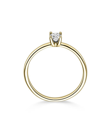 Yellow gold engagement rings in Ibiza | Staring