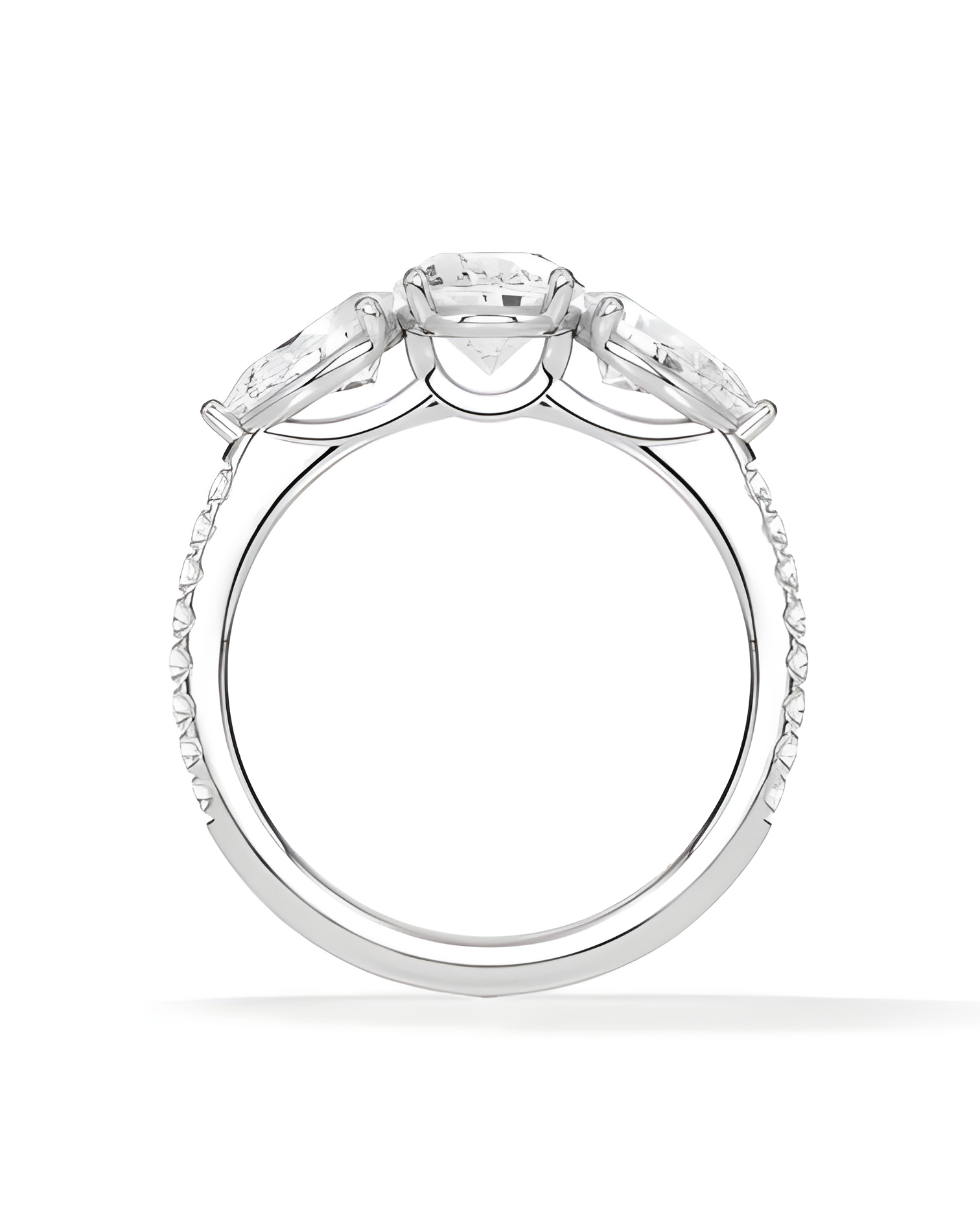 Anillo de compromiso de oro o platino corte oval y pera | Staring