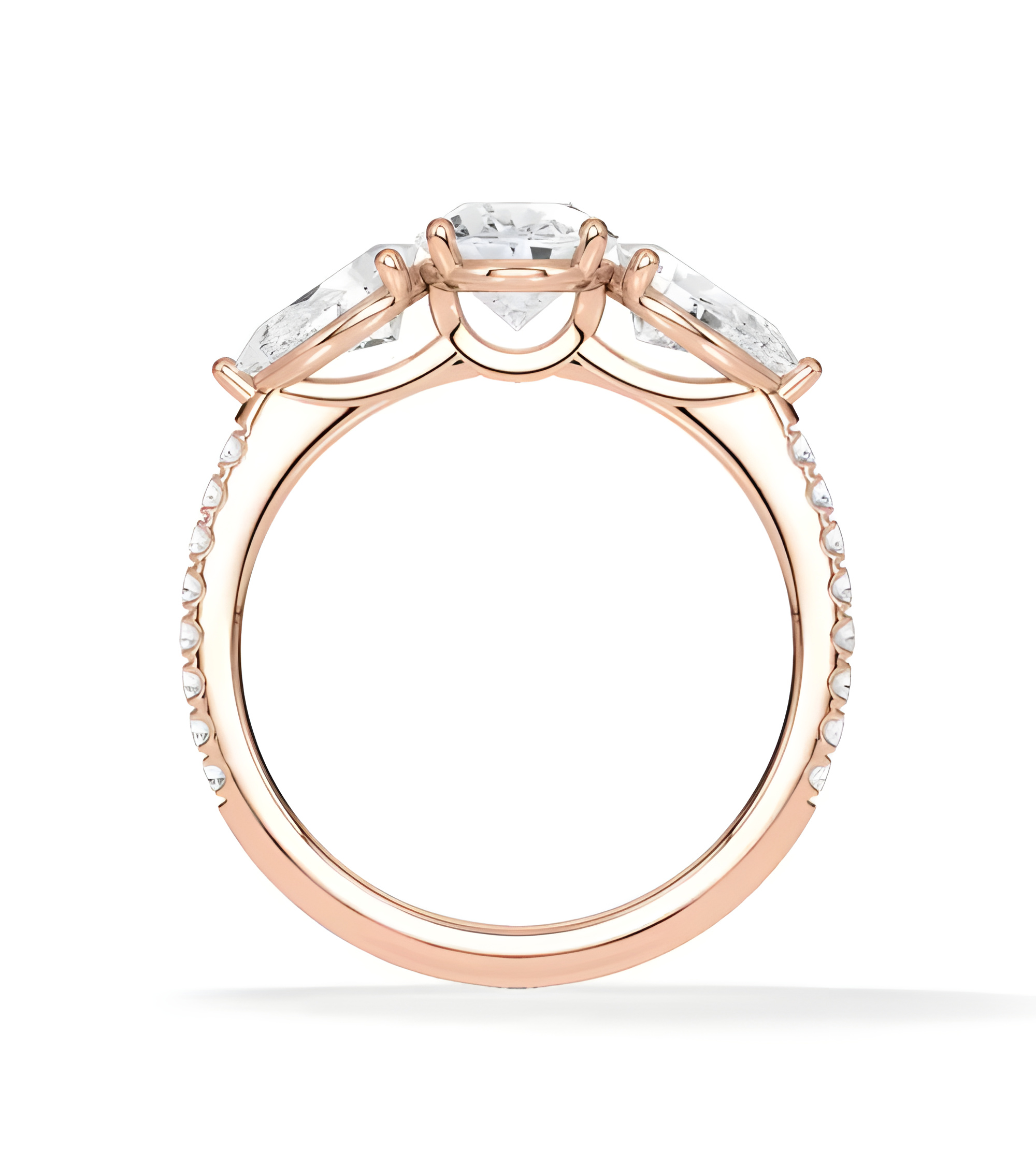 Pink gold engagement ring with various diamond cuts | Starring